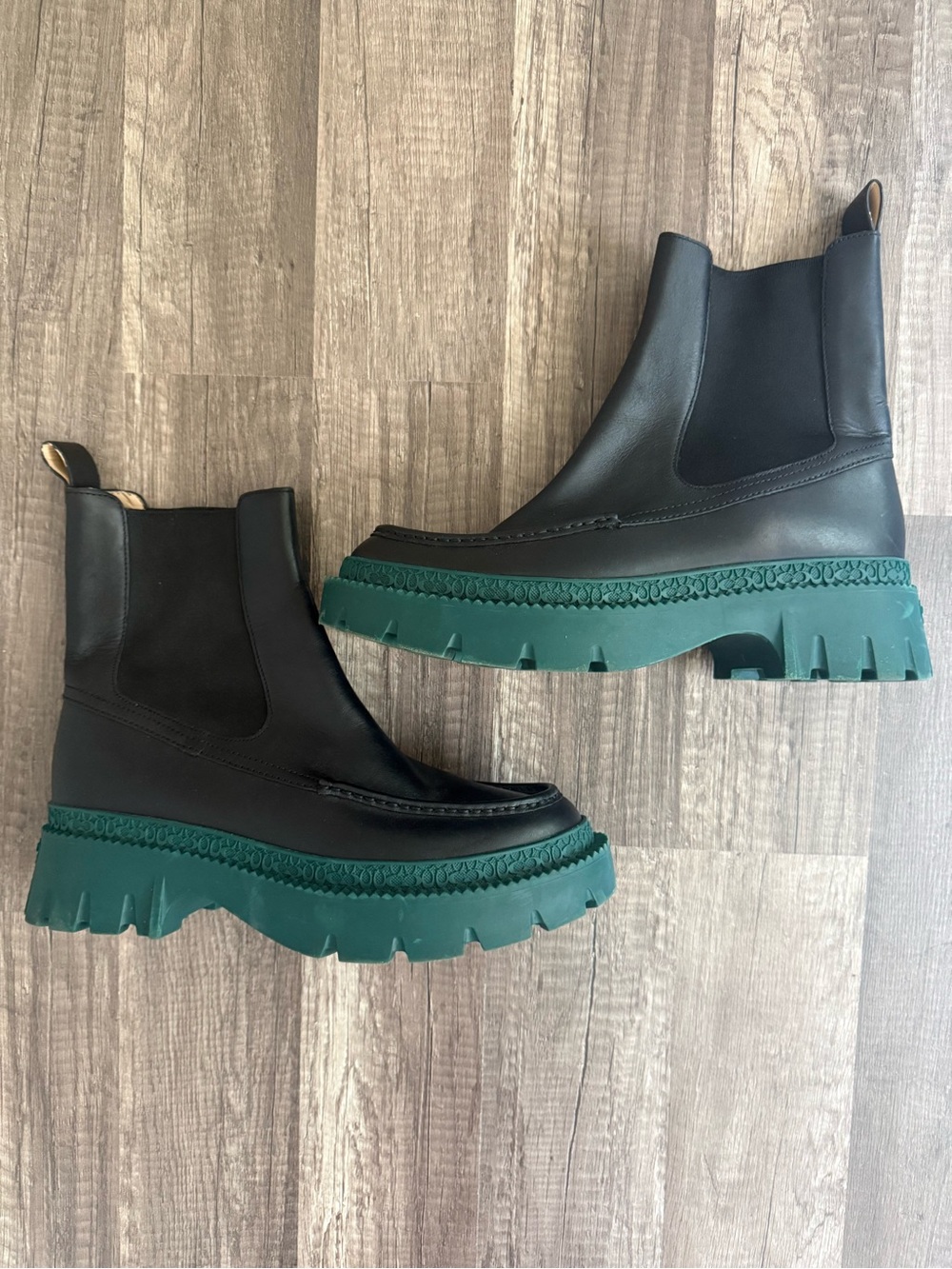 Coach Shoes Black and Green Joey Bootie Leather Chunky Size 9